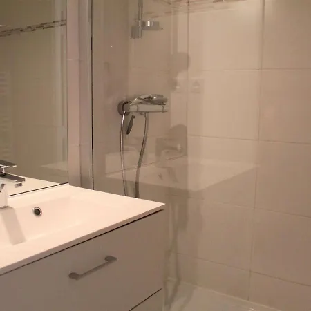 Apartment Avec Coin Nuit, 6 Couchages, Centre Station, Proche Pistes Et Commerces - Fr-1-330b-138 *